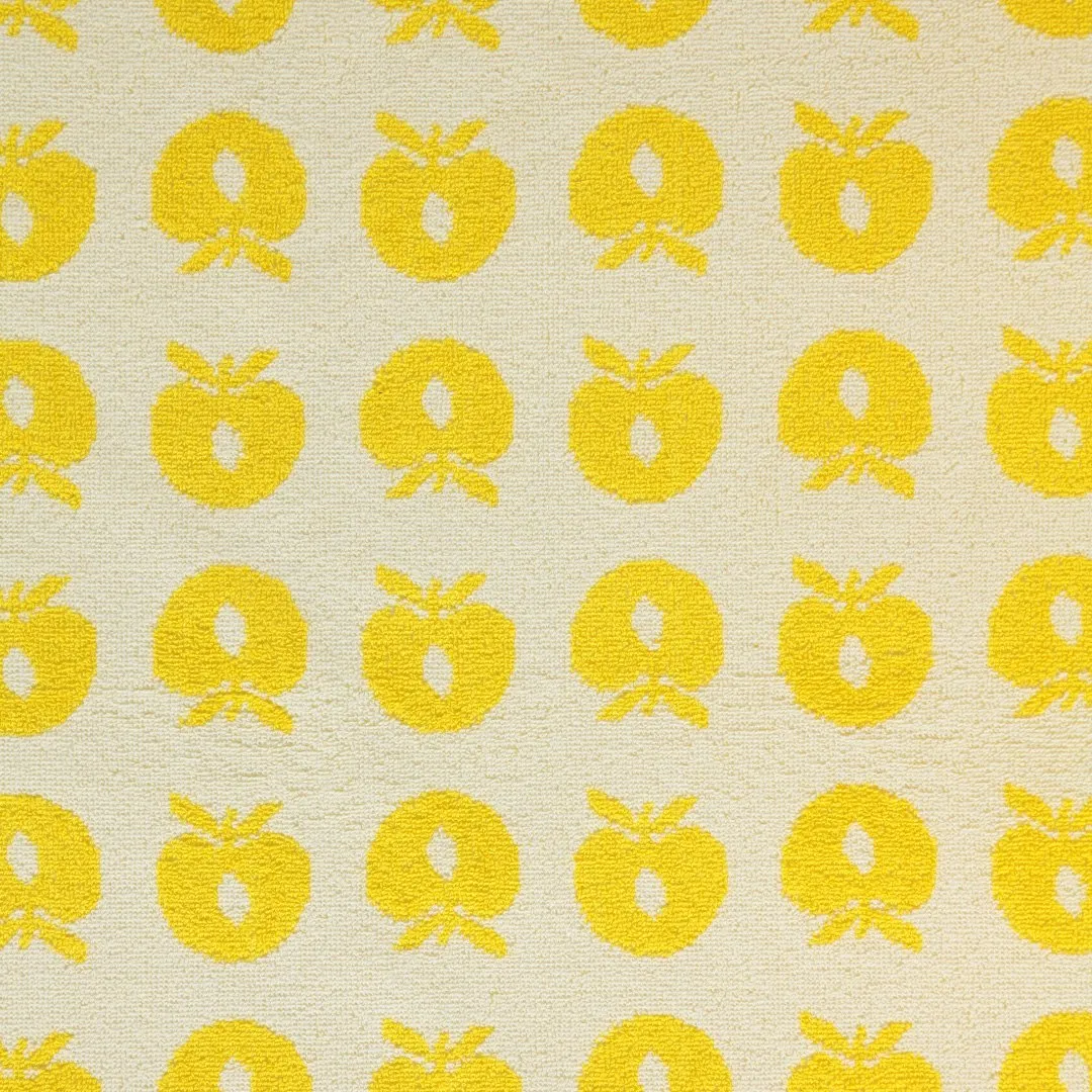 Bath towel 100x150 with apples