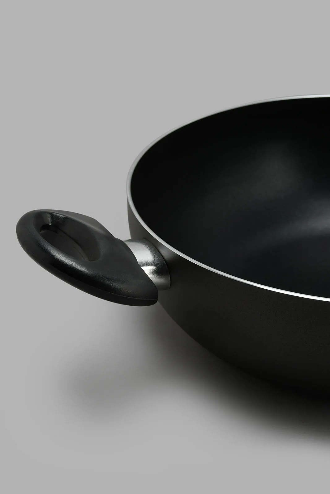 Black Aluminum Wok Pan (26cm)