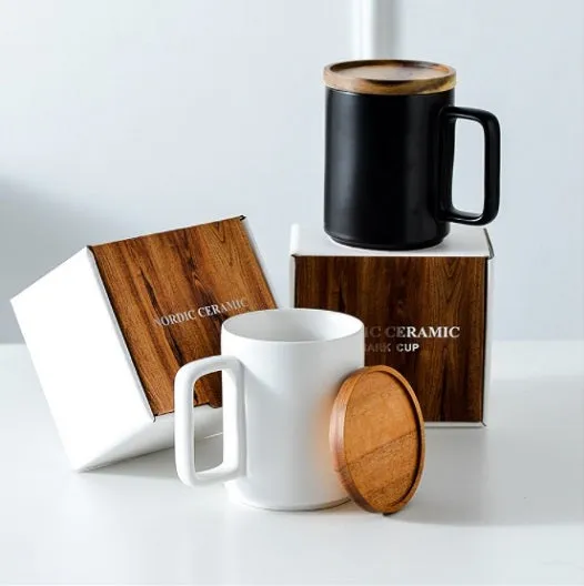 Ceramic Mug with Natural Wooden Lid