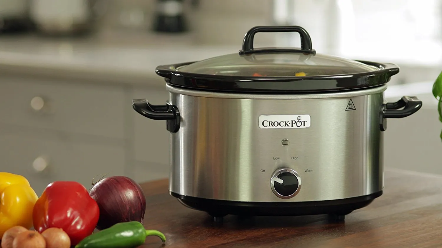 Crock Pot 3.5L Brushed Stainless Steel Slow Cooker 220/240 volt 50HZ (Will not work in USA)