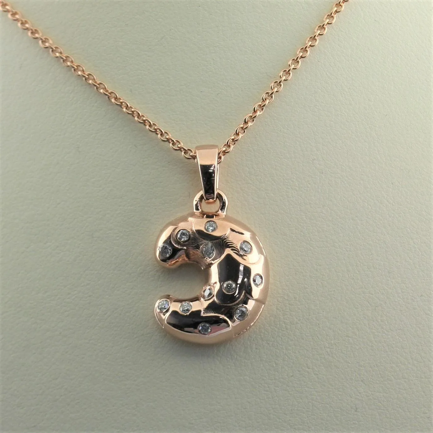 Croissant Pendant Rose Gold with Diamonds