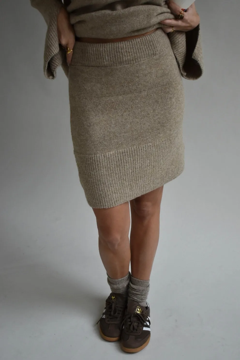 Knitted mini skirt - Taupe