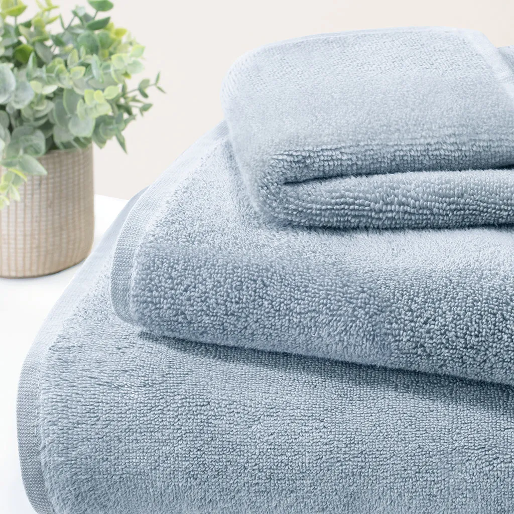 Plush Vista Blue Towel Essentials Bundle (2 Wash   2 Hand   2 Bath Towels)