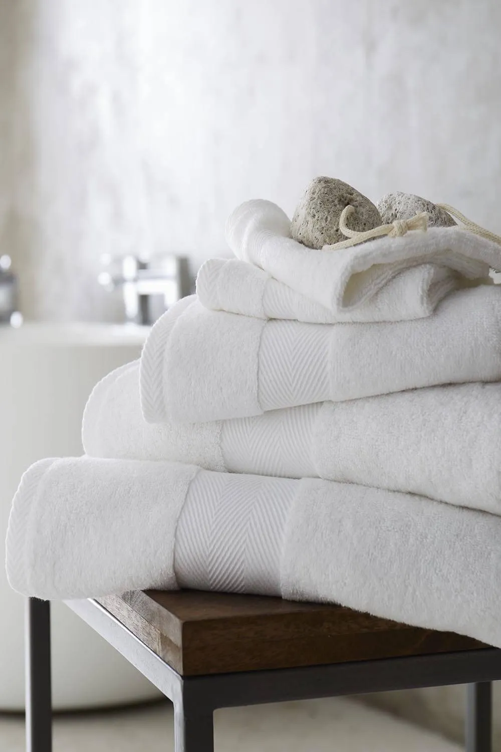 Silk Bath Towel 70cm x 127cm - White