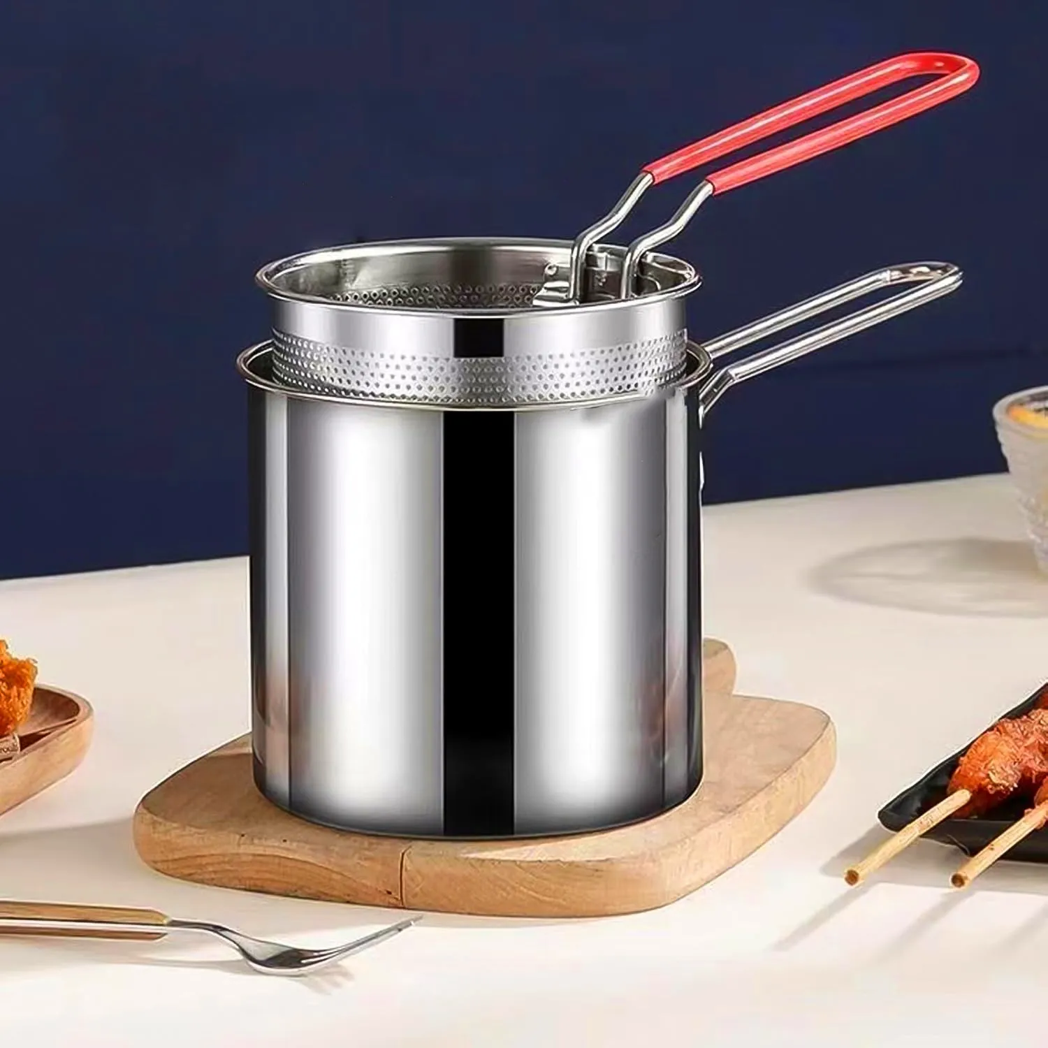 Small Deep Frying Pot With Strainer Basket (2 Pc Set)