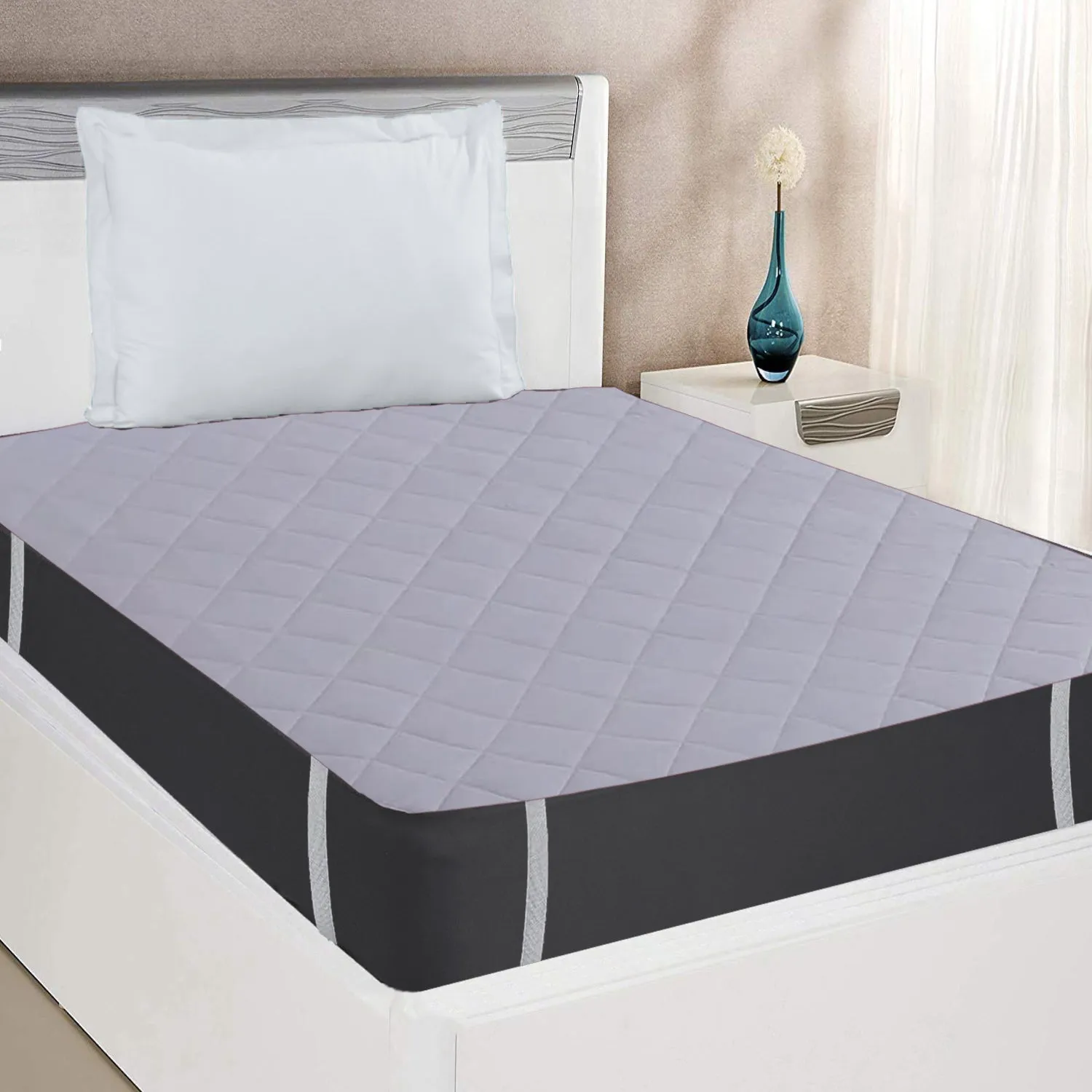 Water Resistant Cotton Quilted Mattress Protector with Elastic Straps on Corners